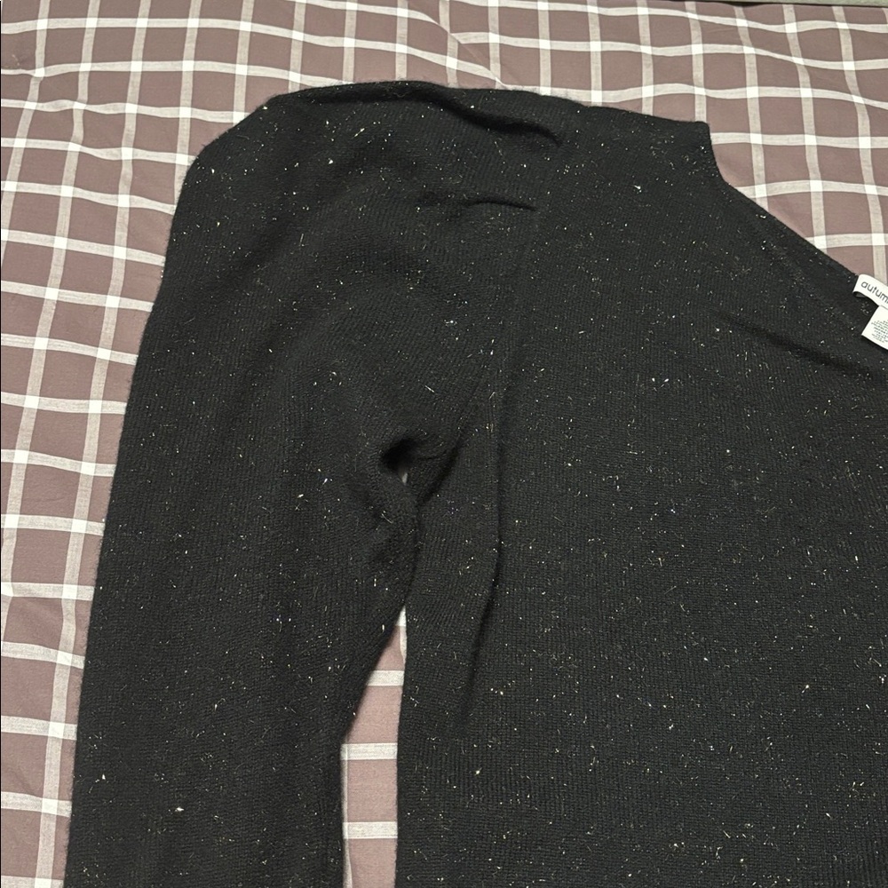 Autumn cashmere 1 shoulder sweater - Picture 6 of 8